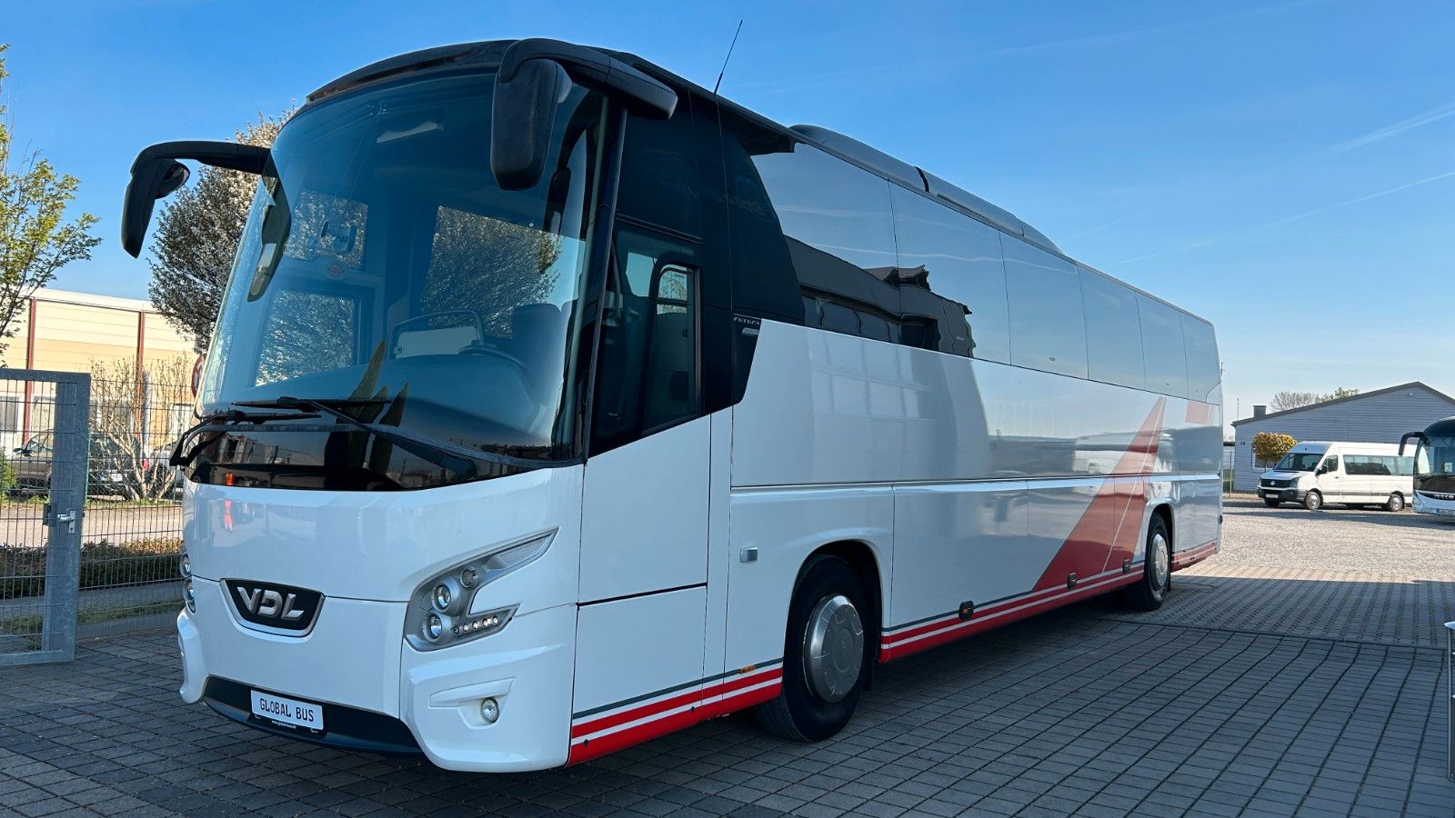 Fahrzeugabbildung VDL FHD2 EURO 6  (580 515 516 Travego Tourismo )