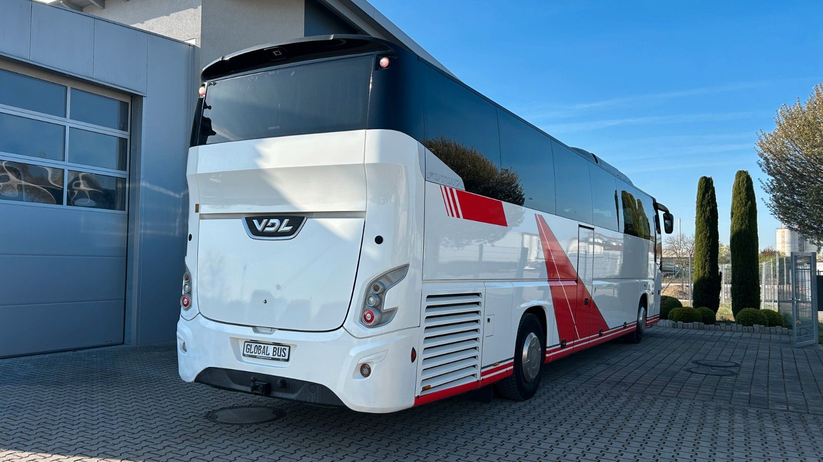 Fahrzeugabbildung VDL FHD2 EURO 6  (580 515 516 Travego Tourismo )