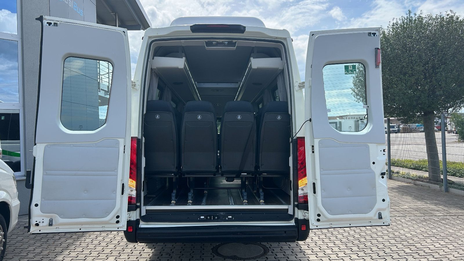 Fahrzeugabbildung Iveco Daily EURO 6 KLIMA Sprinter 517 519
