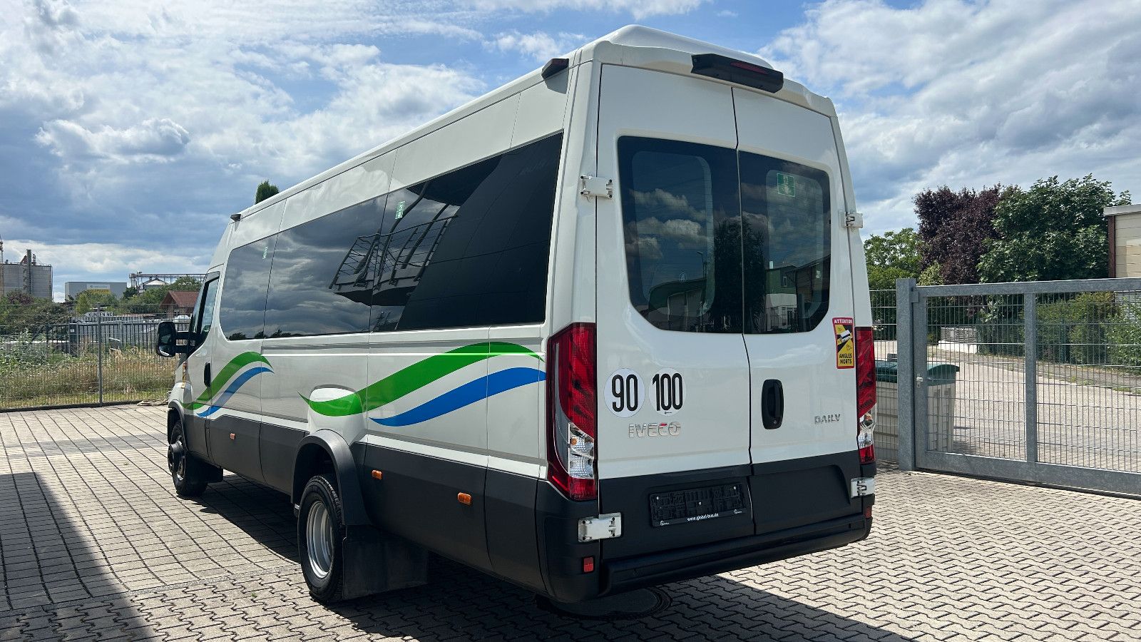 Fahrzeugabbildung Iveco Daily EURO 6 KLIMA Sprinter 517 519
