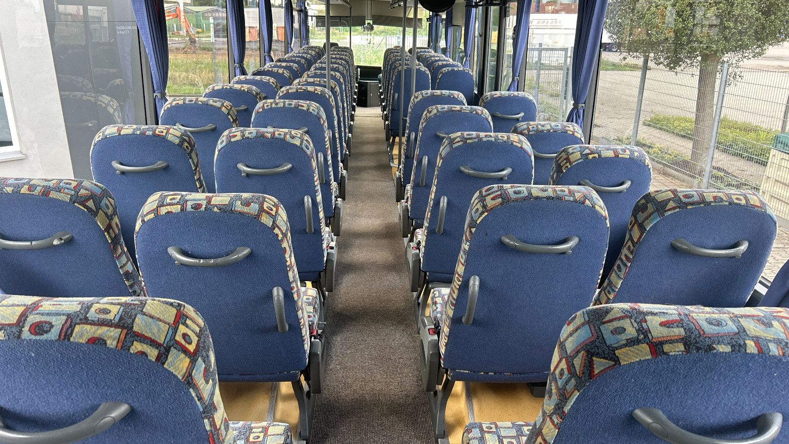 Fahrzeugabbildung Setra 317 UL 59 Plätze Klima