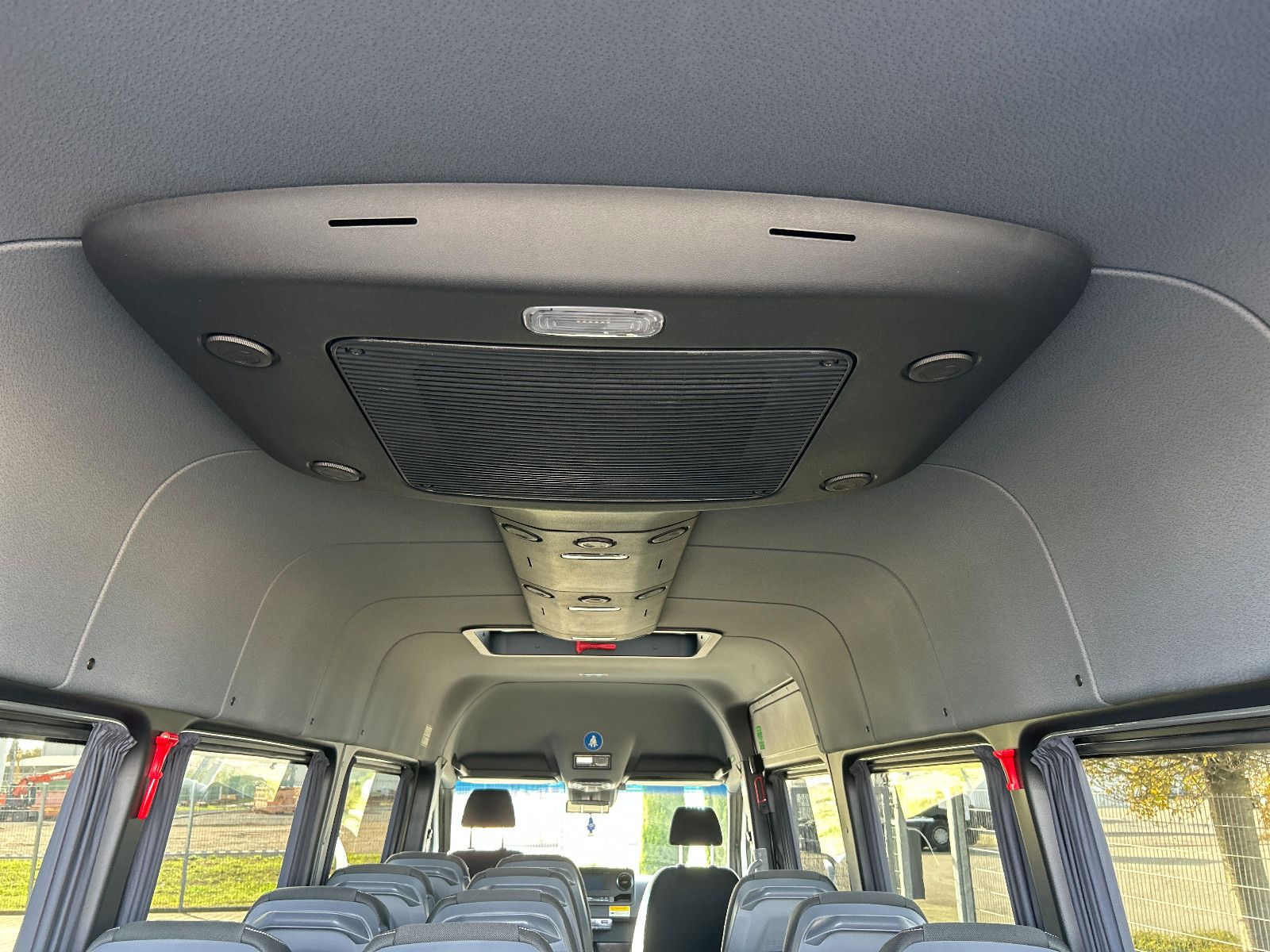 Fahrzeugabbildung Mercedes-Benz Sprinter 516 CDI 1-Hand