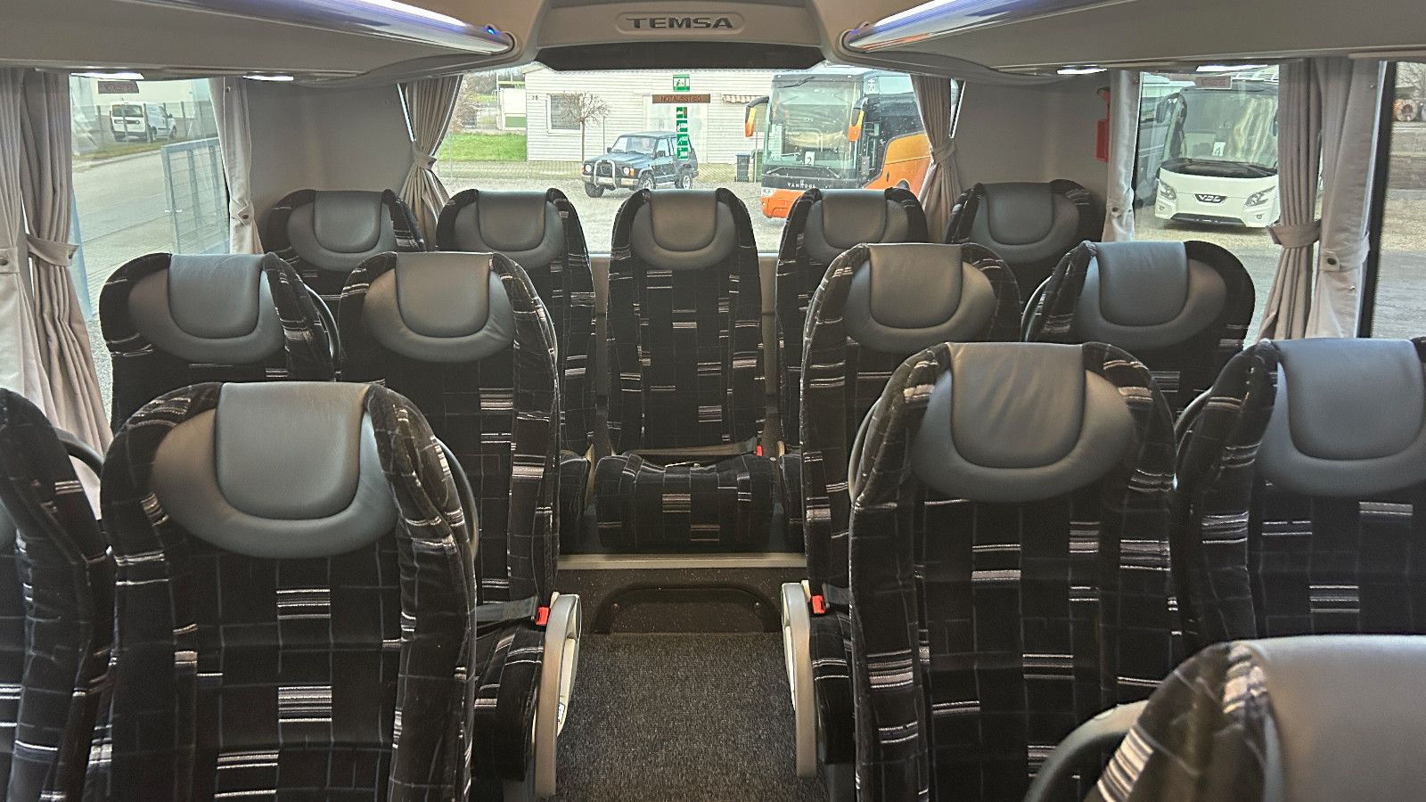 Fahrzeugabbildung Temsa HD 13 EURO 6 57 Sitze( Tourismo  515  R07 FHD)