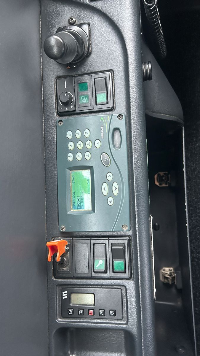 Fahrzeugabbildung Temsa Tourmalin 64 Plätze 12 Stehplätze