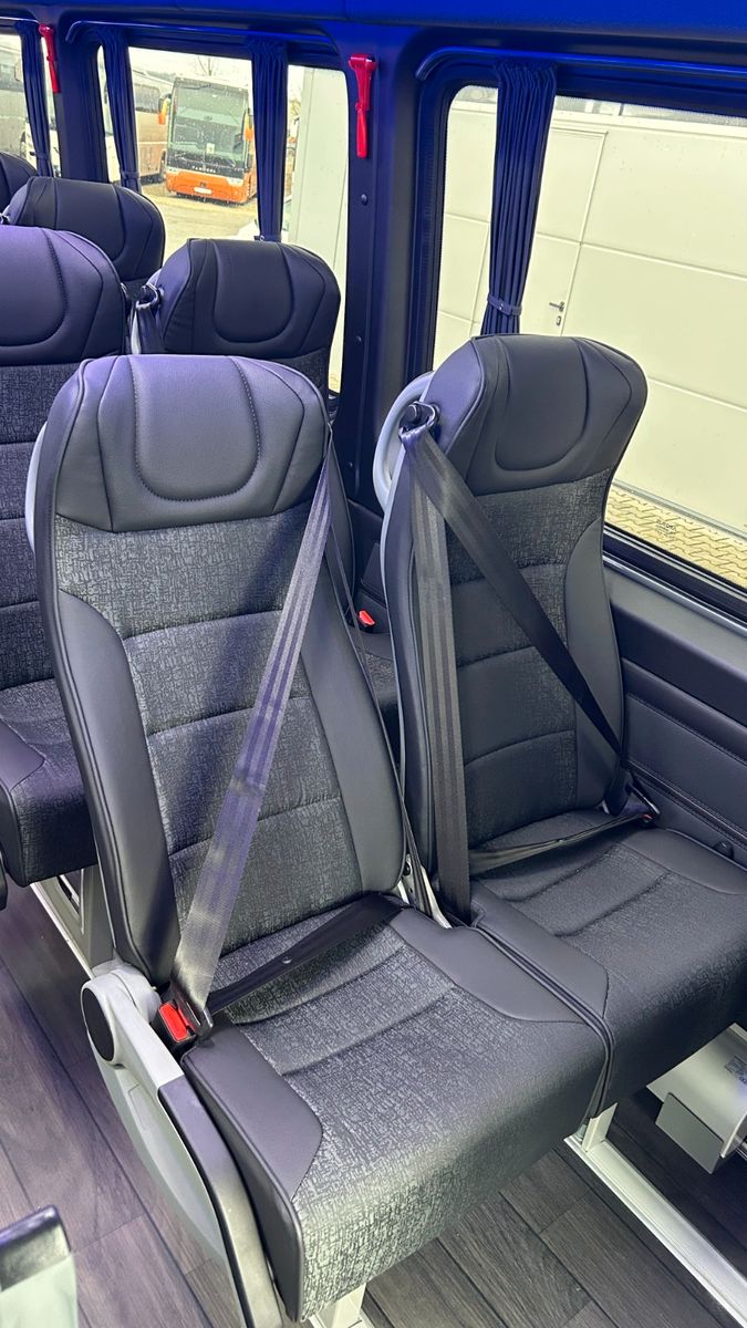 Fahrzeugabbildung Mercedes-Benz Sprinter 519 MULTI + GSR2 LED 14kW Klima 20+1